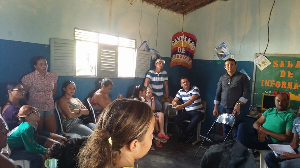 Prefeito Interino Valtécio de Almeida visita comunidade Poço do João.