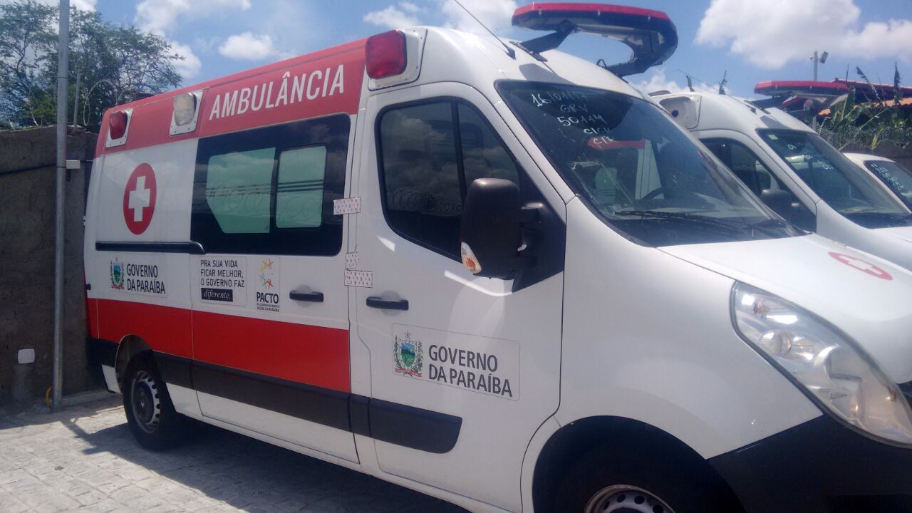 PREFEITURA PAGA DÉBITOS DA AMBULÂNCIA TIPO SAMU QUE ESTAVA APREENDIDA!